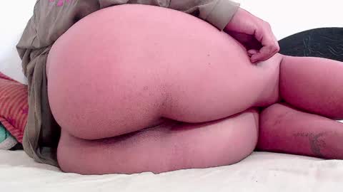 Snapshot of anyelasweetx chatting on 02/01/25, 06:54 anyelasweetx online show from 02/01/25, 06:54