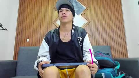 anyelo_sexyhot online show from 01/15/25, 12:04