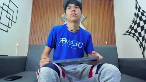 anyelo_sexyhot online show from 01/22/25, 12:49