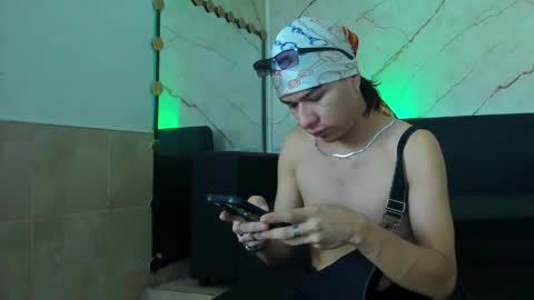 anyelo_sexyhot online show from 10/06/25, 10:45