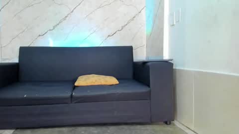 anyelo_sexyhot online show from 10/15/25, 11:43