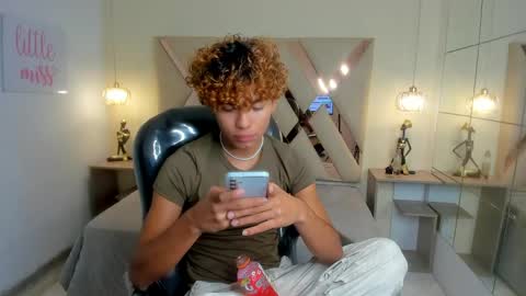 anyelotwink online show from 03/17/26, 09:01