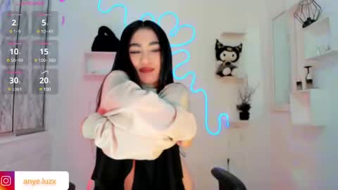 Snapshot of anyeluz_z chatting on 03/06/25, 06:05 anyeluz_z online show from 03/06/25, 06:05