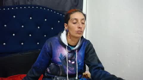 anyu online show from 12/12/24, 10:34