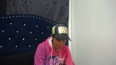 anyu online show from 02/05/25, 03:55