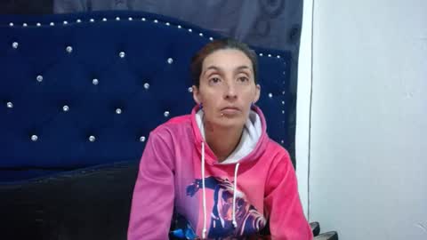 anyu online show from 03/08/25, 12:09