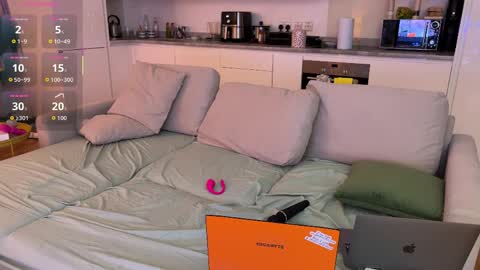 ap_couple online show from 04/01/26, 11:57