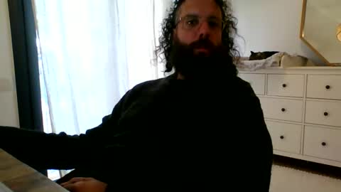 apc_3 online show from 12/02/24, 08:52