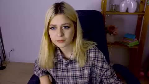 ApheliaStar online show from 11/11/25, 03:56