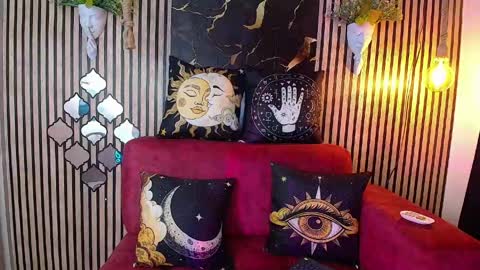 aphrodite__bloom online show from 04/18/26, 10:54