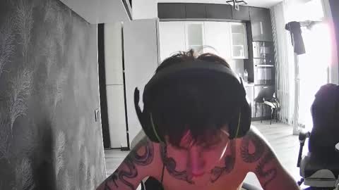 aplant_ online show from 09/15/25, 12:38