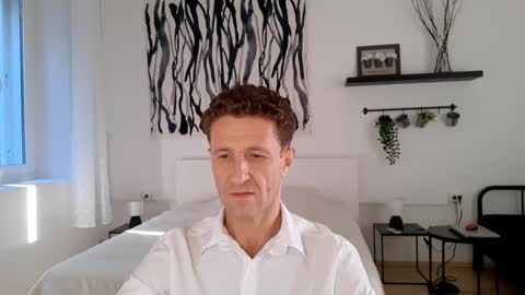 Snapshot of apollobest77 chatting on 12/21/24, 02:15 apollobest77 online show from 12/21/24, 02:15