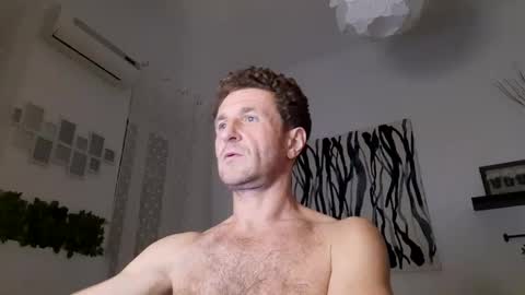 Snapshot of apollobest77 chatting on 01/06/25, 06:20 apollobest77 online show from 01/06/25, 06:20