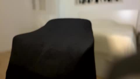 Snapshot of apollobest77 chatting on 01/19/25, 07:58 apollobest77 online show from 01/19/25, 07:58