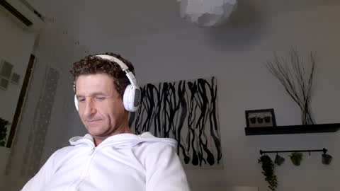 Snapshot of apollobest77 chatting on 01/29/25, 08:56 apollobest77 online show from 01/29/25, 08:56