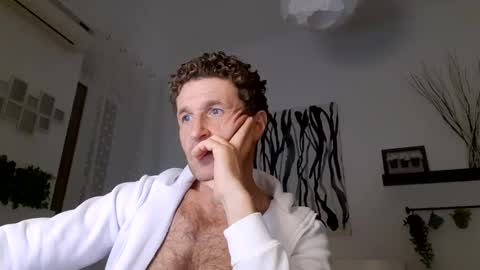 Snapshot of apollobest77 chatting on 01/30/25, 07:26 apollobest77 online show from 01/30/25, 07:26