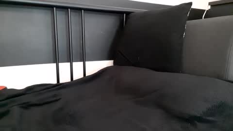 Snapshot of apollobest77 chatting on 09/24/25, 11:57 apollobest77 online show from 09/24/25, 11:57