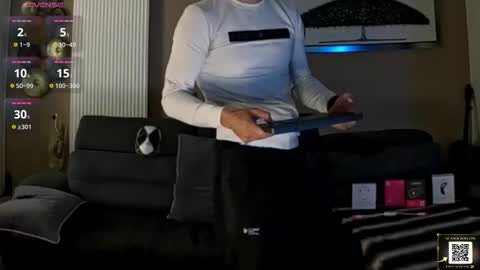 apollonfitx_69 online show from 04/03/26, 10:41