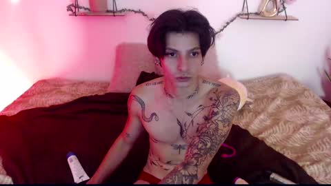 Apolo online show from 01/06/25, 04:02