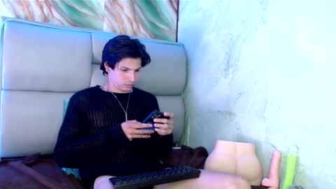 Apolo online show from 02/21/25, 04:48