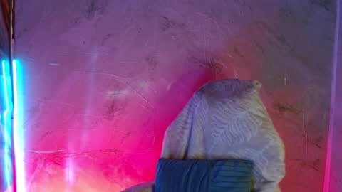 Apolo online show from 09/11/25, 06:19