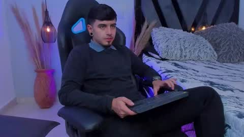 Apolo online show from 11/29/25, 03:15