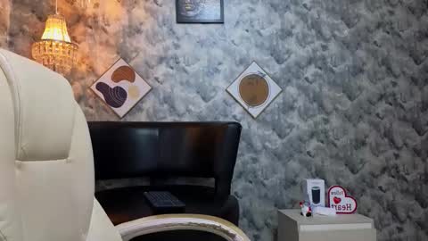 APOLO  online show from 04/11/26, 09:30