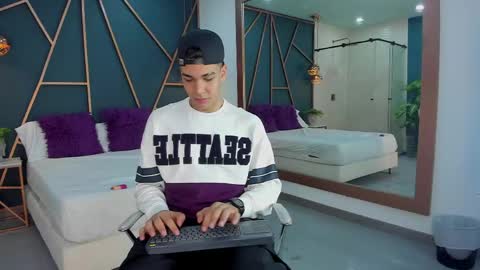 apolojackson2 online show from 05/26/26, 12:45