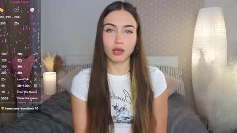 Vicki online show from 09/14/25, 09:08