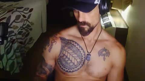 applejaxxx117 online show from 05/22/26, 06:02