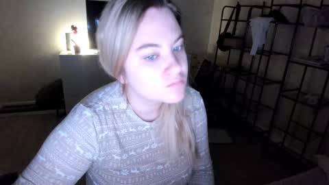 appleyummybuns online show from 11/10/25, 11:20