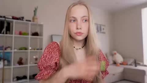  REYNA  my friend   online show from 06/04/26, 03:07