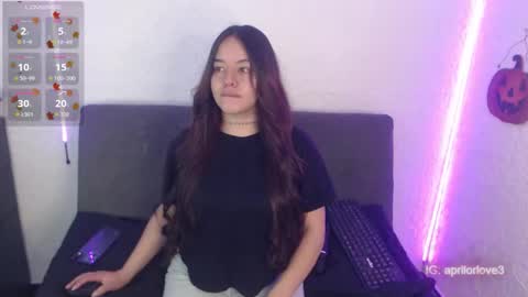 Snapshot of apriil_3 chatting on 10/17/25, 04:26 Abril Freelance Model online show from 10/17/25, 04:26