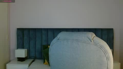 April Bunny online show from 03/04/25, 06:39