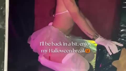   online show from 10/08/25, 12:03