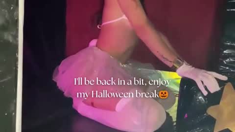   online show from 10/22/25, 12:05