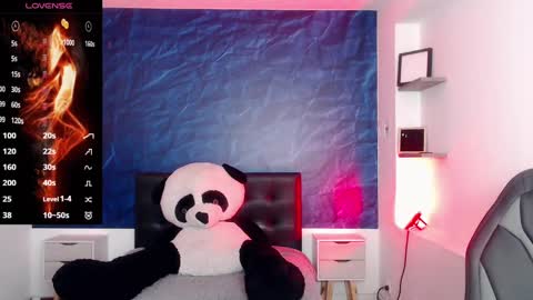  April  online show from 01/21/25, 12:18