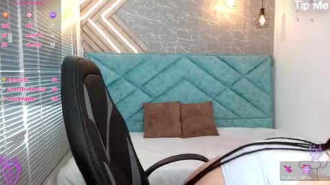  April  online show from 02/28/25, 06:31