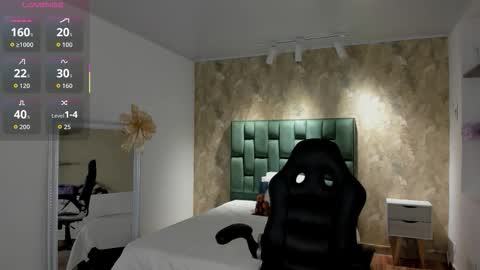  April  online show from 11/19/25, 12:05