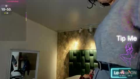  April  online show from 12/04/25, 11:52