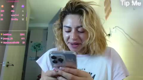April Dumont online show from 07/03/26, 11:05