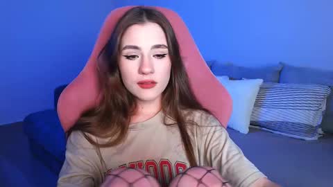 Snapshot of april_felicity chatting on 02/18/25, 06:58 April online show from 02/18/25, 06:58