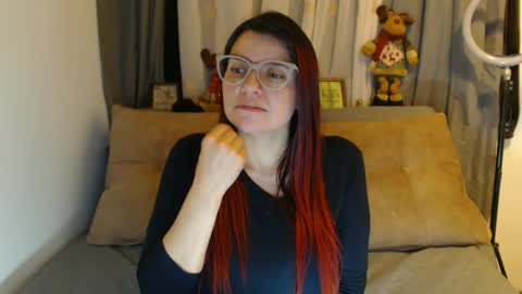 Snapshot of april_harrys chatting on 12/17/24, 03:06 April online show from 12/17/24, 03:06