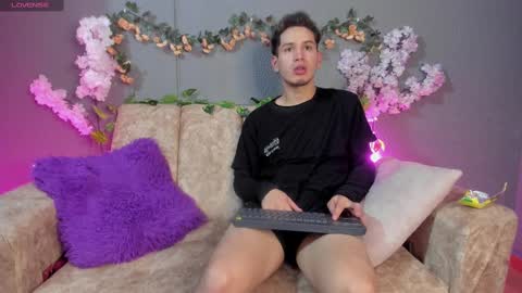 Snapshot of april_nick299 chatting on 02/27/25, 03:36 april_nick299 online show from 02/27/25, 03:36