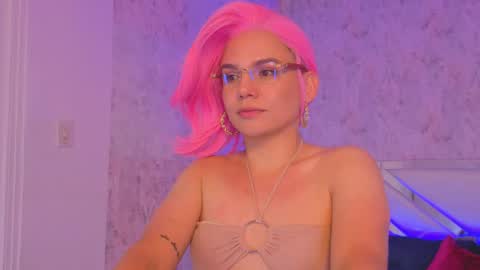 Isabella online show from 05/27/26, 01:57