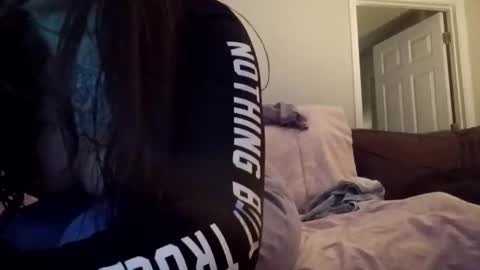 Snapshot of aprilanna chatting on 10/27/25, 02:15 AnnaApril420 online show from 10/27/25, 02:15