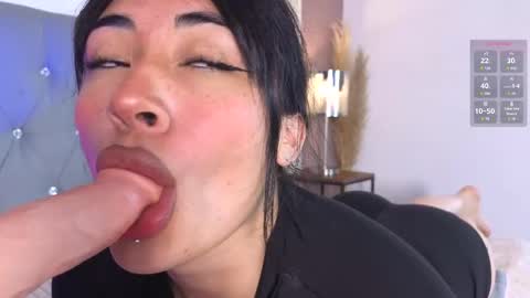 Snapshot of aprildeams chatting on 12/04/25, 12:03 Cris online show from 12/04/25, 12:03