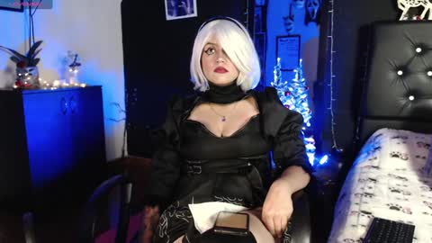 lucy online show from 12/08/24, 03:21