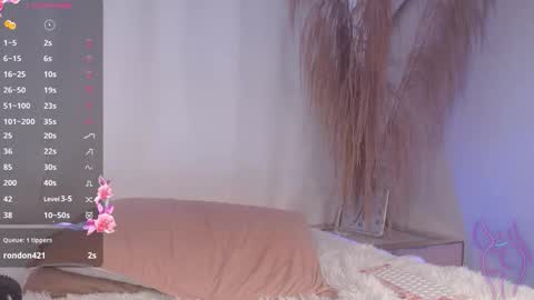          online show from 02/03/26, 01:49