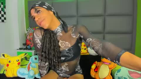 Snapshot of aprill_fox chatting on 12/22/25, 01:41 aprill_fox online show from 12/22/25, 01:41